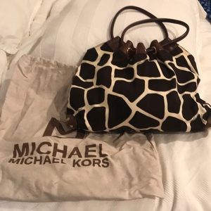 Vintage Michael Kors large giraffe print shoulder bag